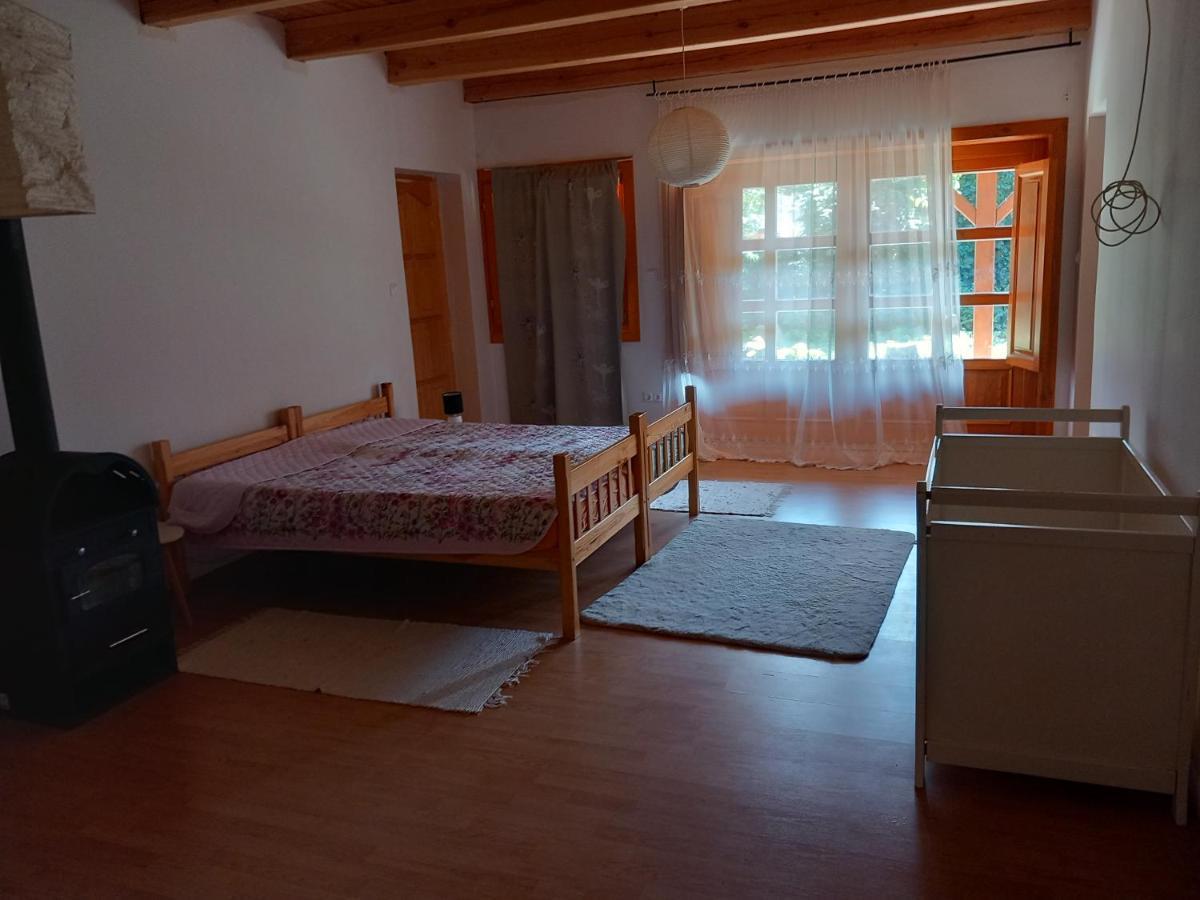 H&H Vendeghaz Apartment บาลาทอนเบรีน ภายนอก รูปภาพ